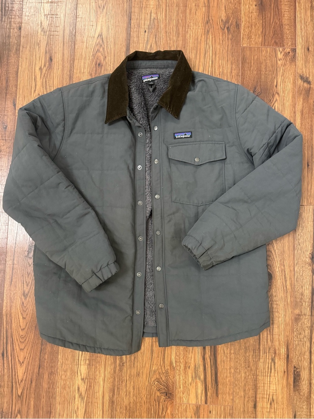 Patagonia fleece lined jacket